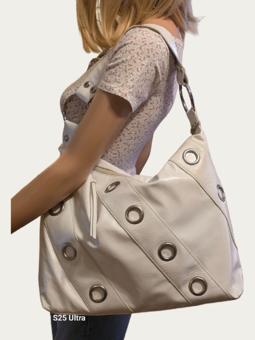 Y2K Vintage Rare Mussio DeGroot White Patent Leather Large Grommet Hobo Bag - Picture 5 of 17